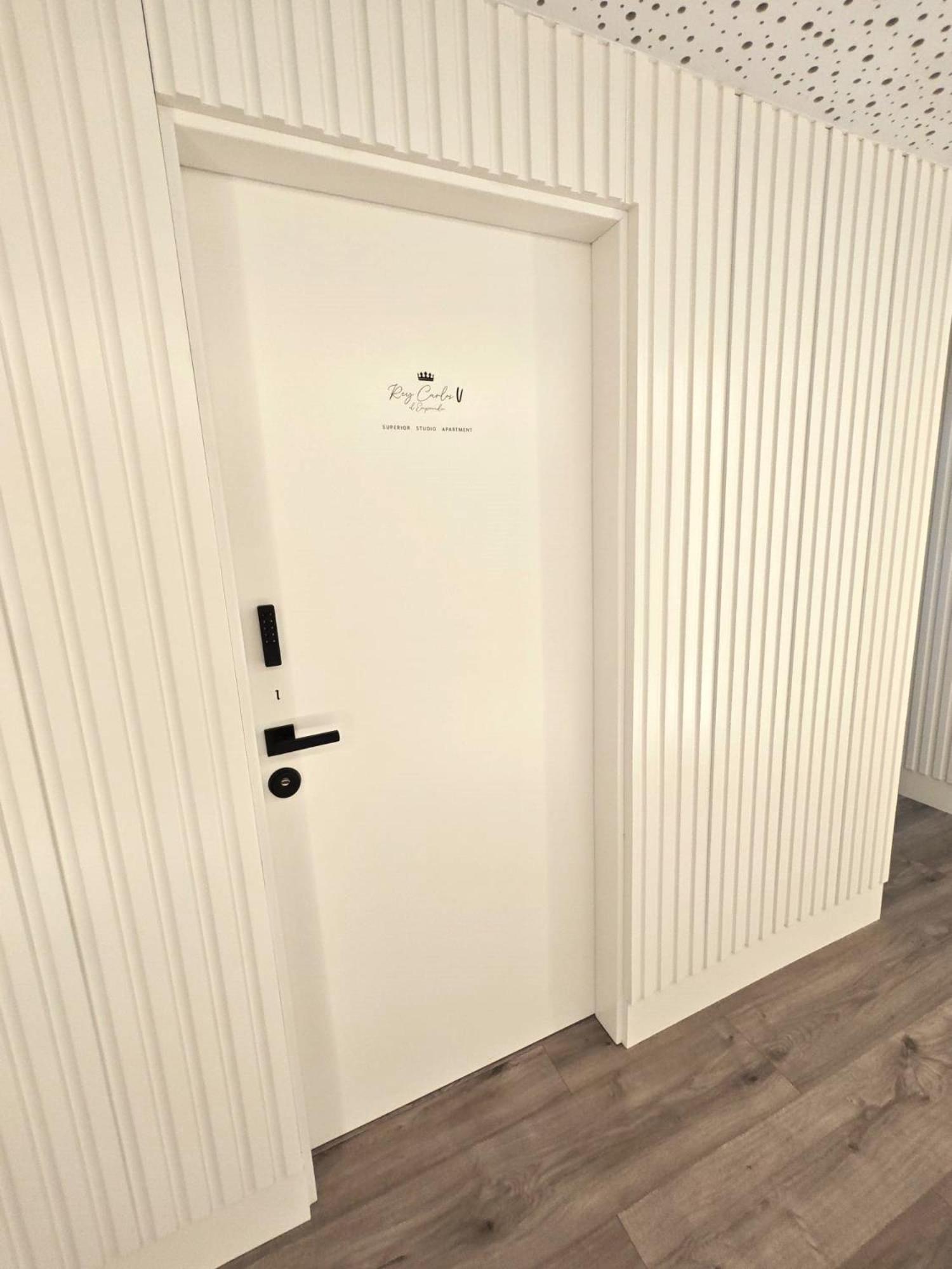 La Parada Del Rey - Luxury Suites Plasencia Ngoại thất bức ảnh