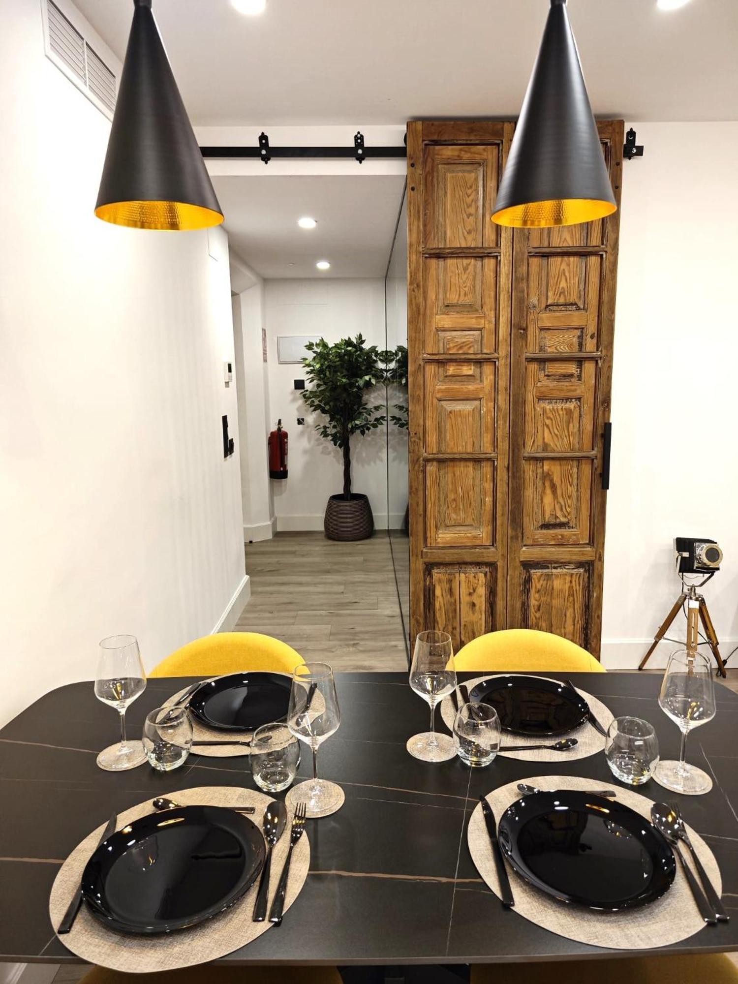 La Parada Del Rey - Luxury Suites Plasencia Ngoại thất bức ảnh