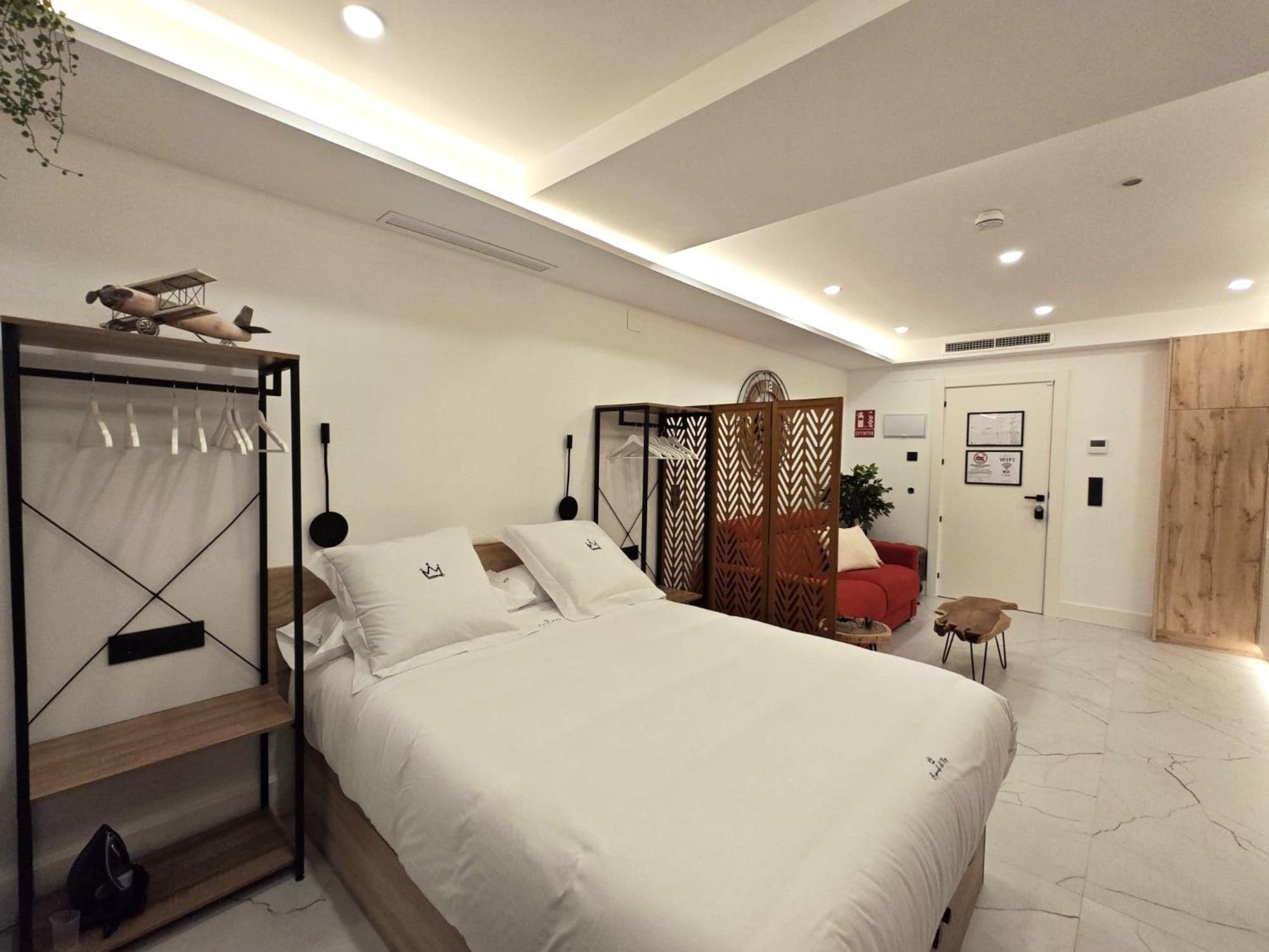 La Parada Del Rey - Luxury Suites Plasencia Ngoại thất bức ảnh