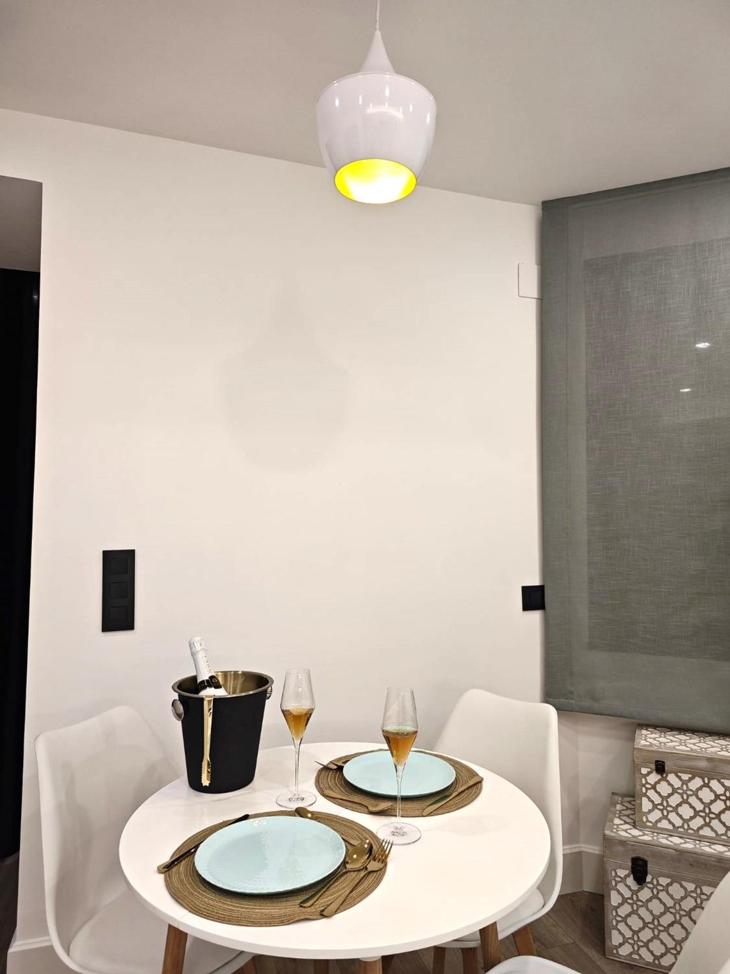 La Parada Del Rey - Luxury Suites Plasencia Ngoại thất bức ảnh