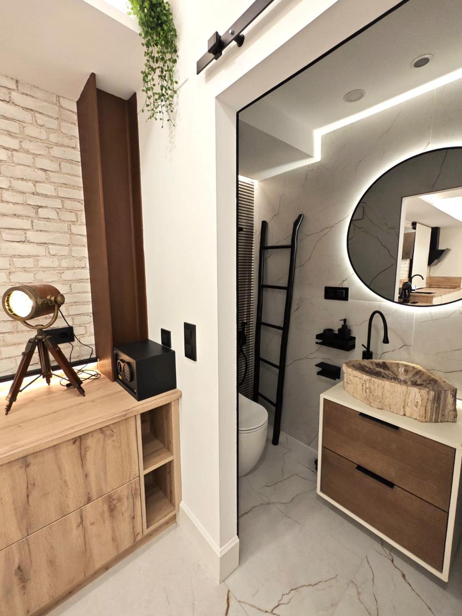 La Parada Del Rey - Luxury Suites Plasencia Ngoại thất bức ảnh