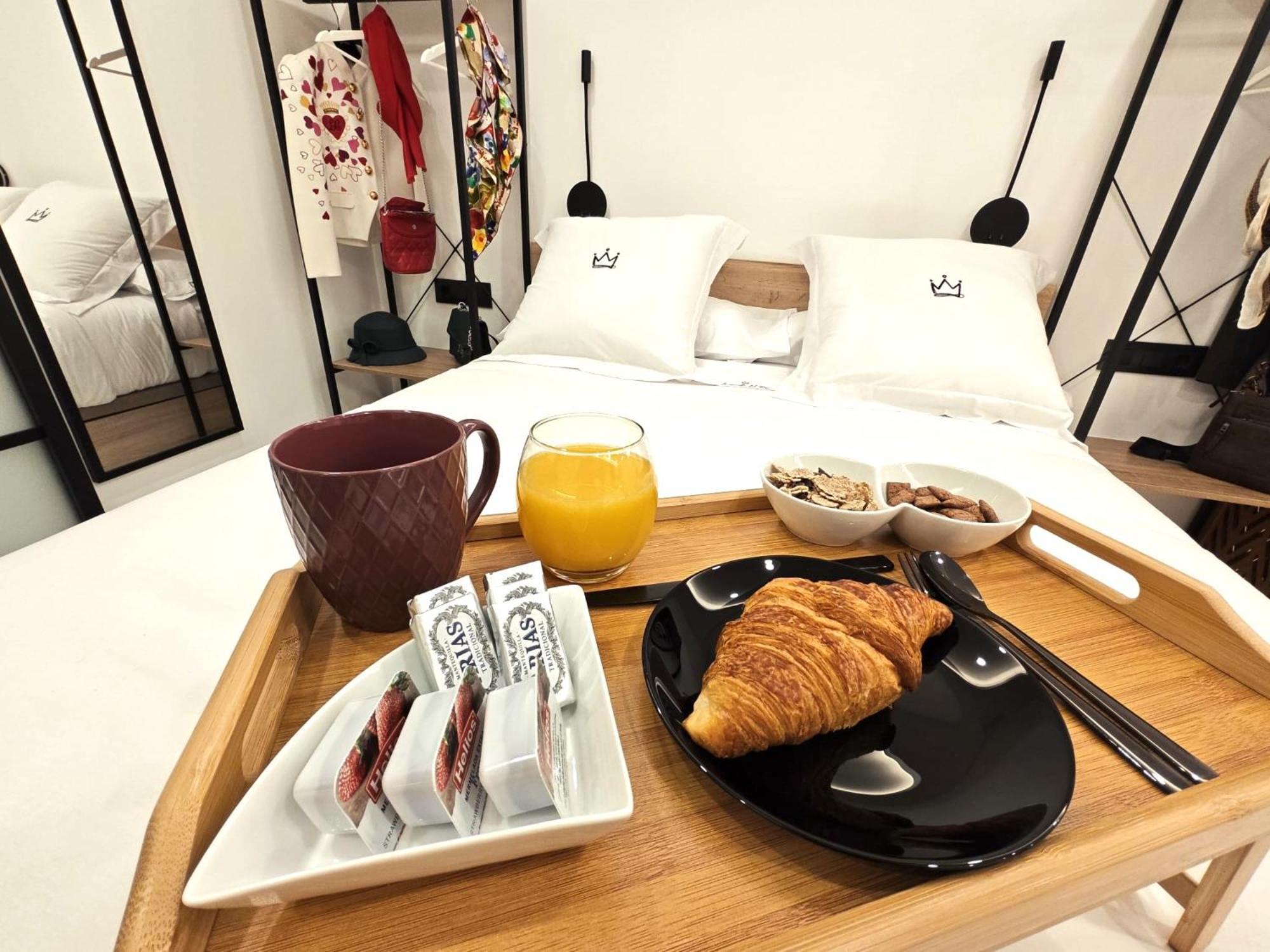 La Parada Del Rey - Luxury Suites Plasencia Ngoại thất bức ảnh
