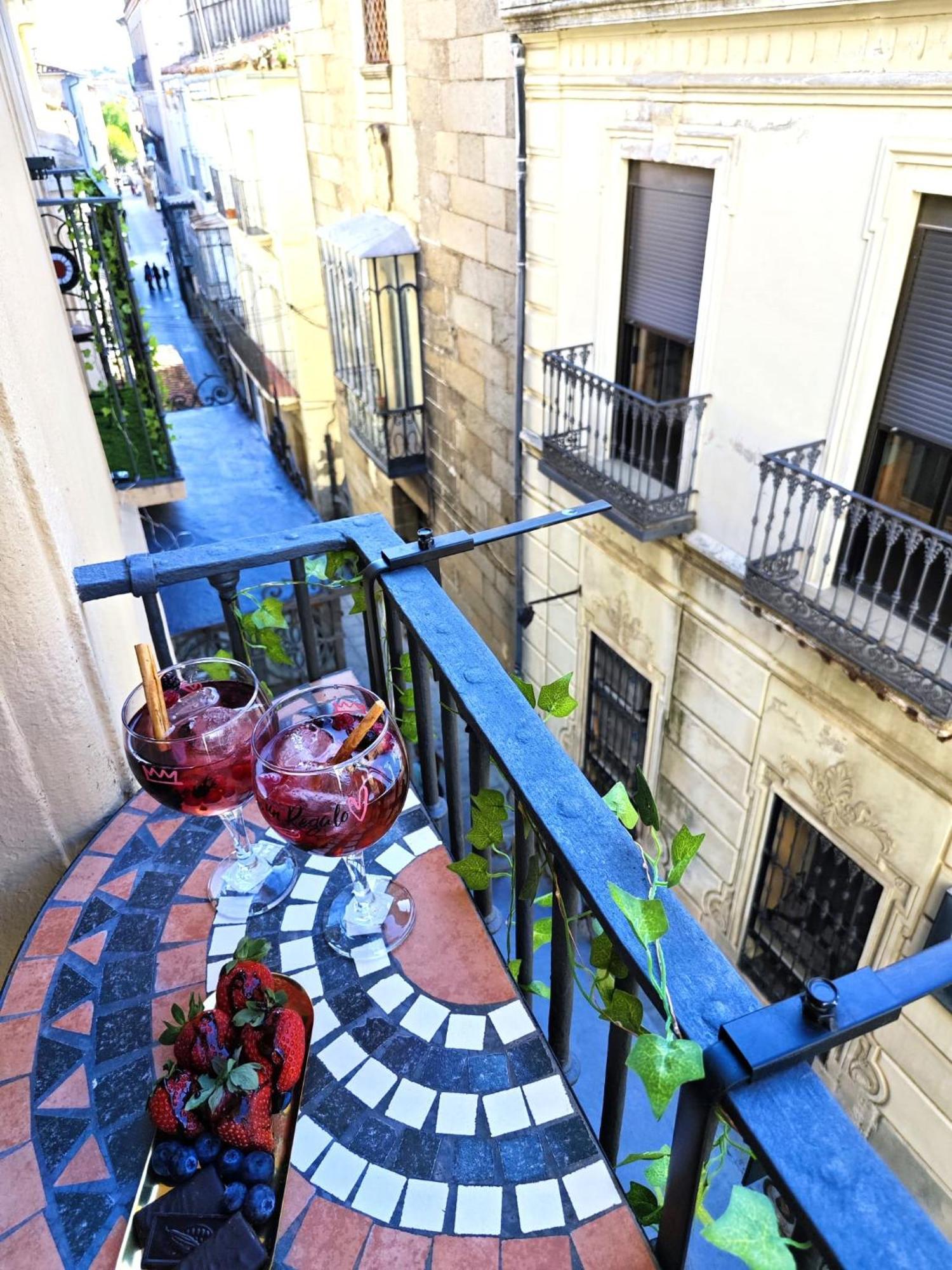 La Parada Del Rey - Luxury Suites Plasencia Ngoại thất bức ảnh